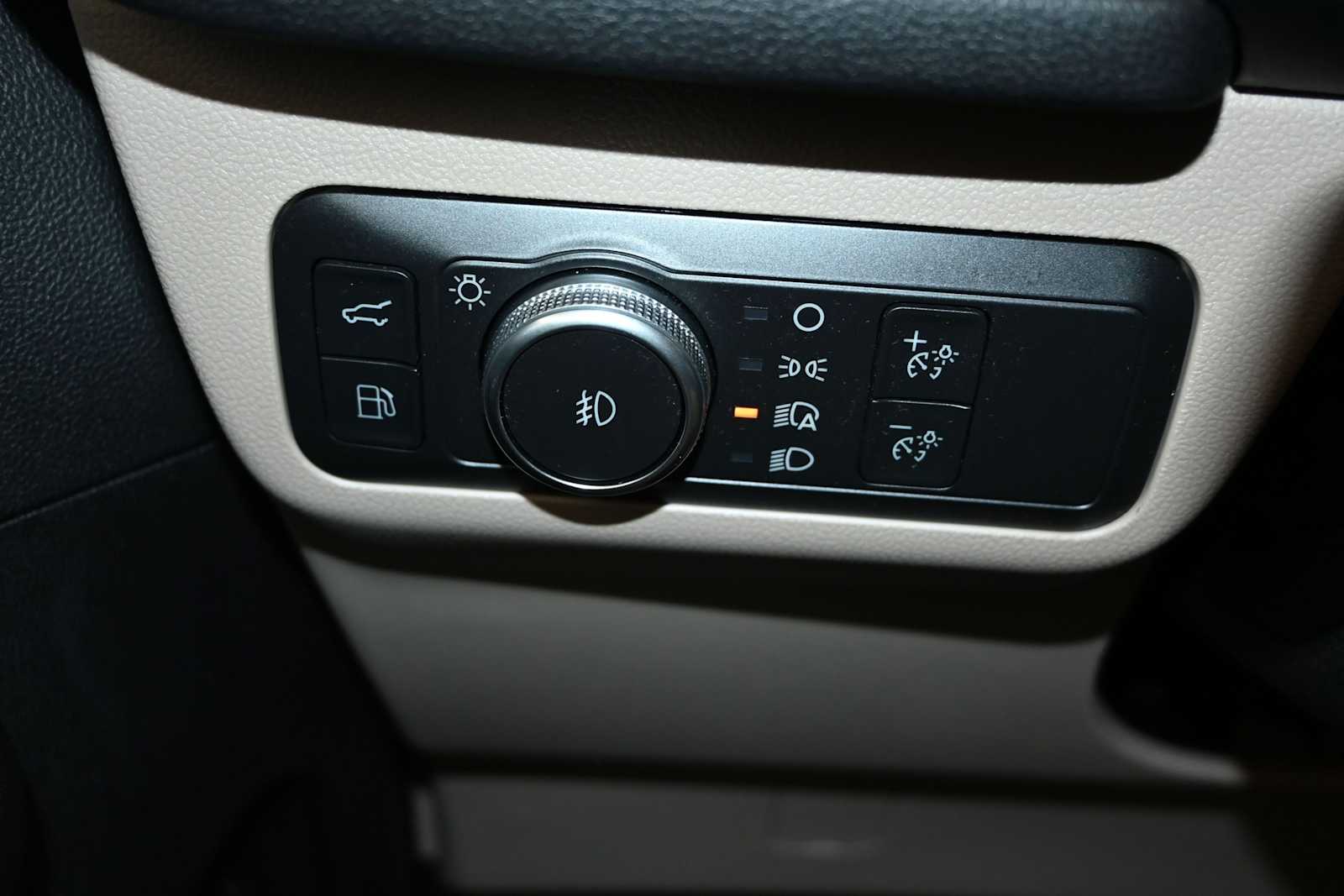 2022 Ford Escape SEL Hybrid