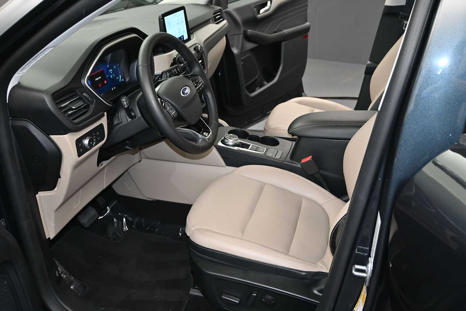 2022 Ford Escape SEL Hybrid