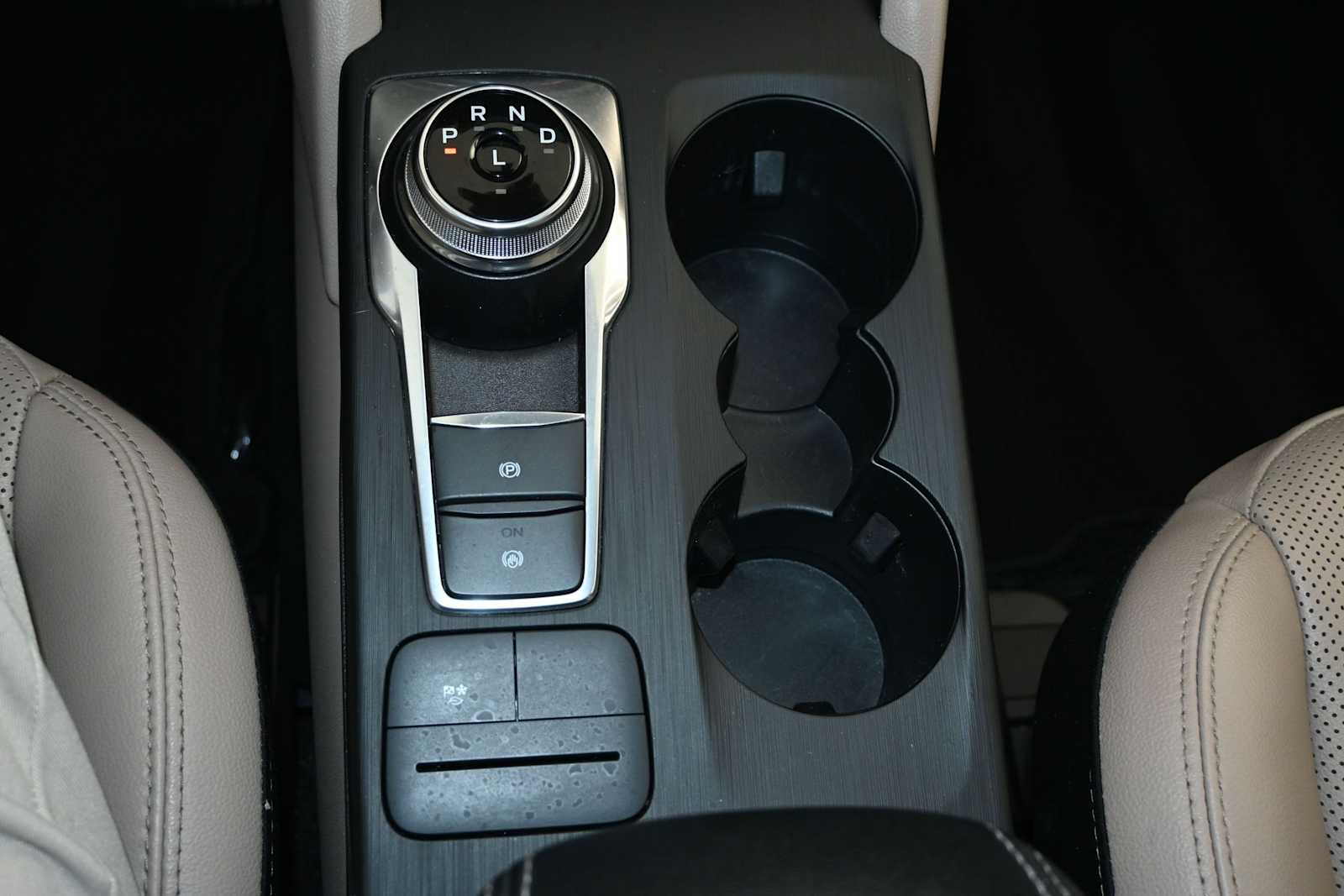 2022 Ford Escape SEL Hybrid