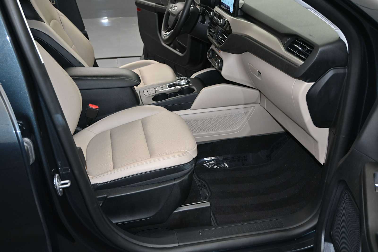 2022 Ford Escape SEL Hybrid