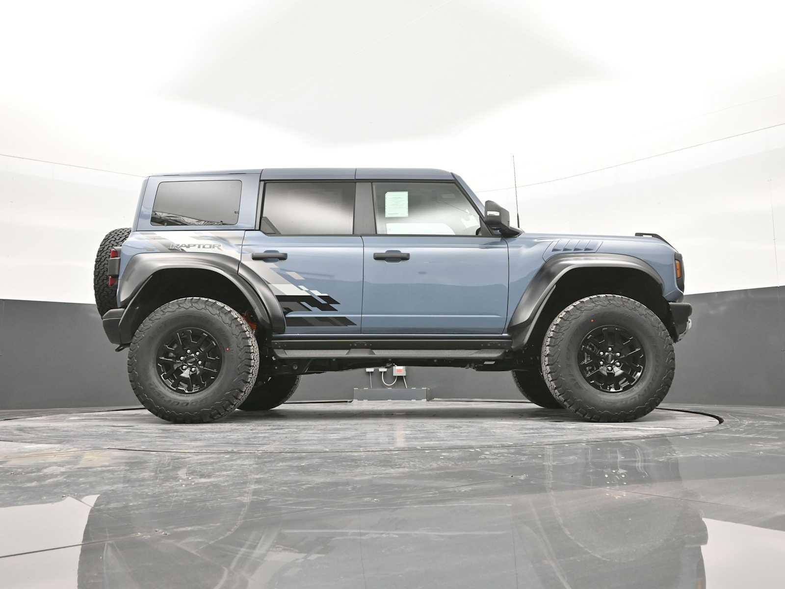 2025 Ford Bronco Raptor