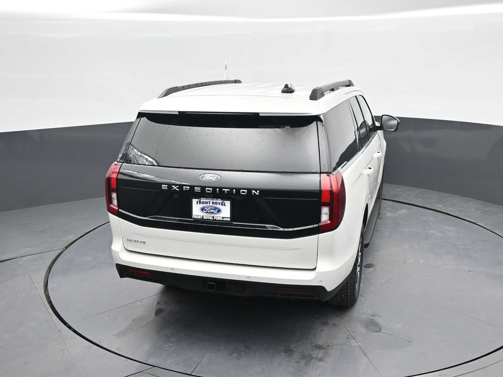 2026 Ford Expedition Active