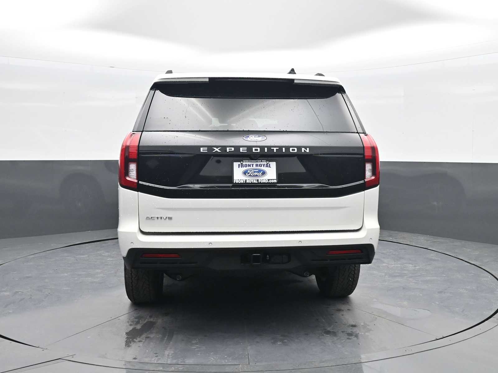 2026 Ford Expedition Active