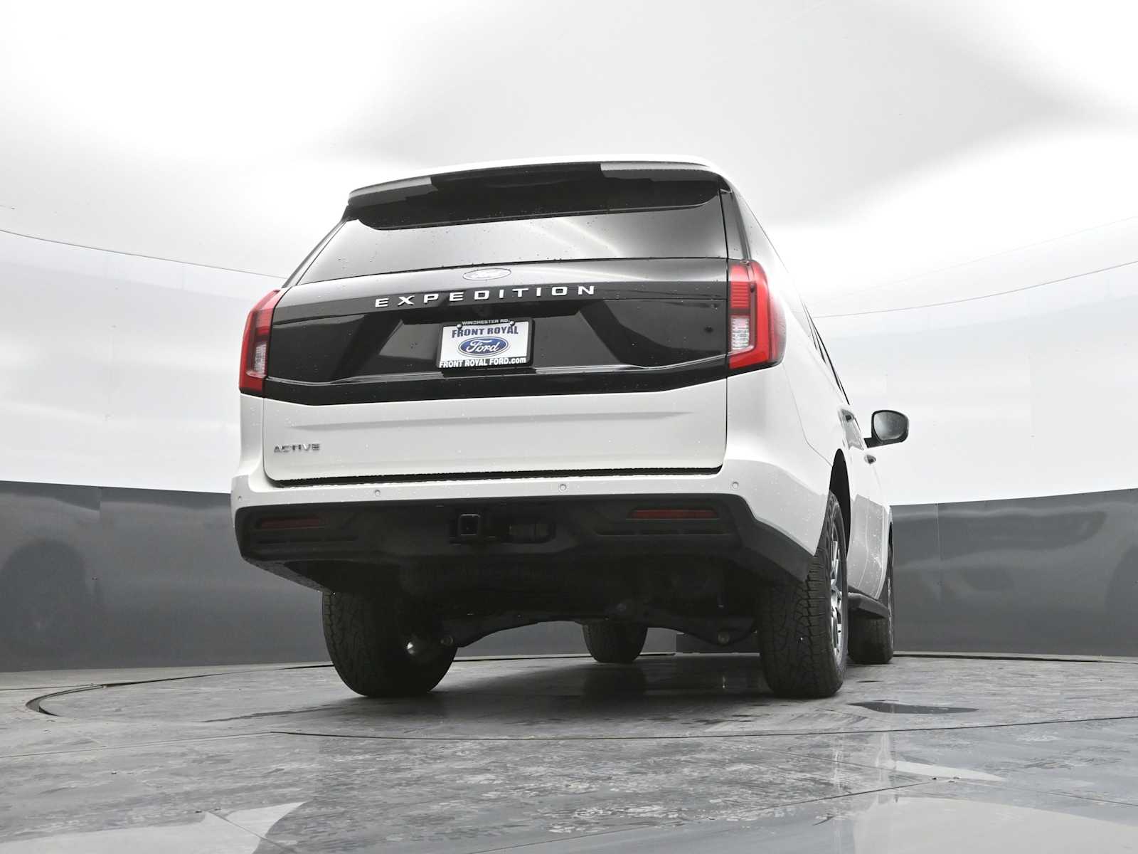 2026 Ford Expedition Active