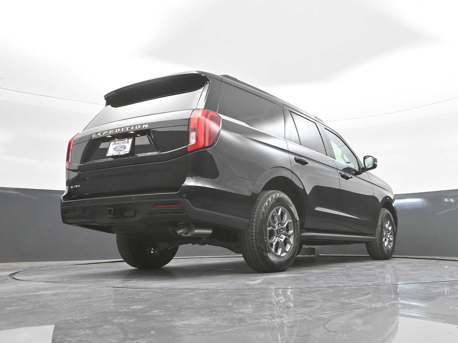 2026 Ford Expedition Active