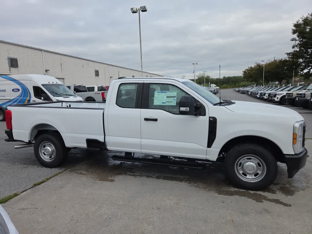 2027 Ford F-250 Super Duty XL