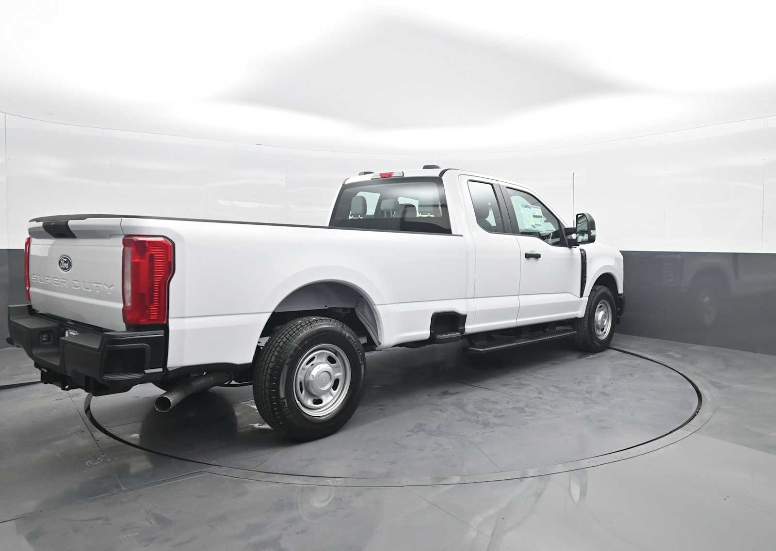 2027 Ford F-250 Super Duty XL