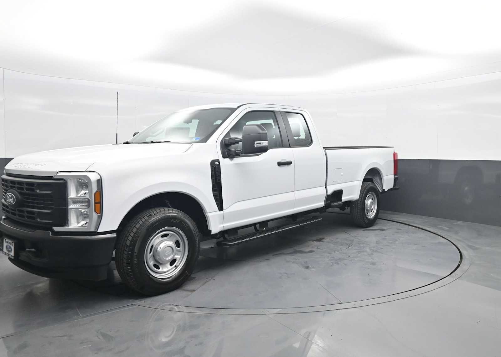 2027 Ford F-250 Super Duty XL