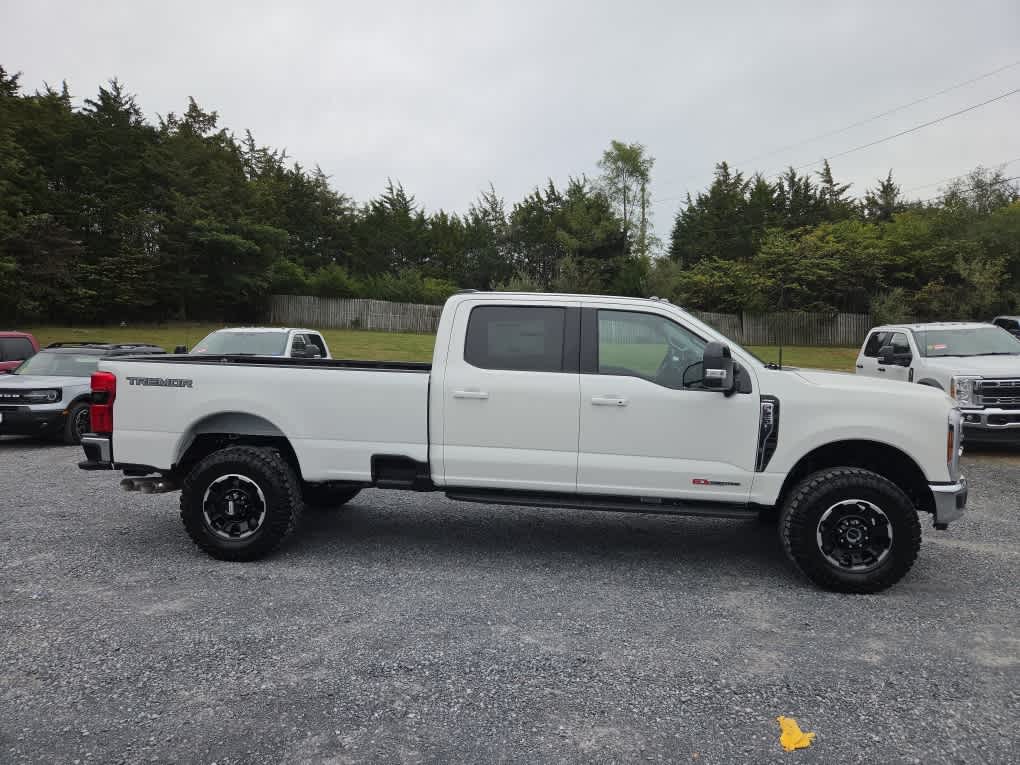 2027 Ford F-250 Super Duty LARIAT
