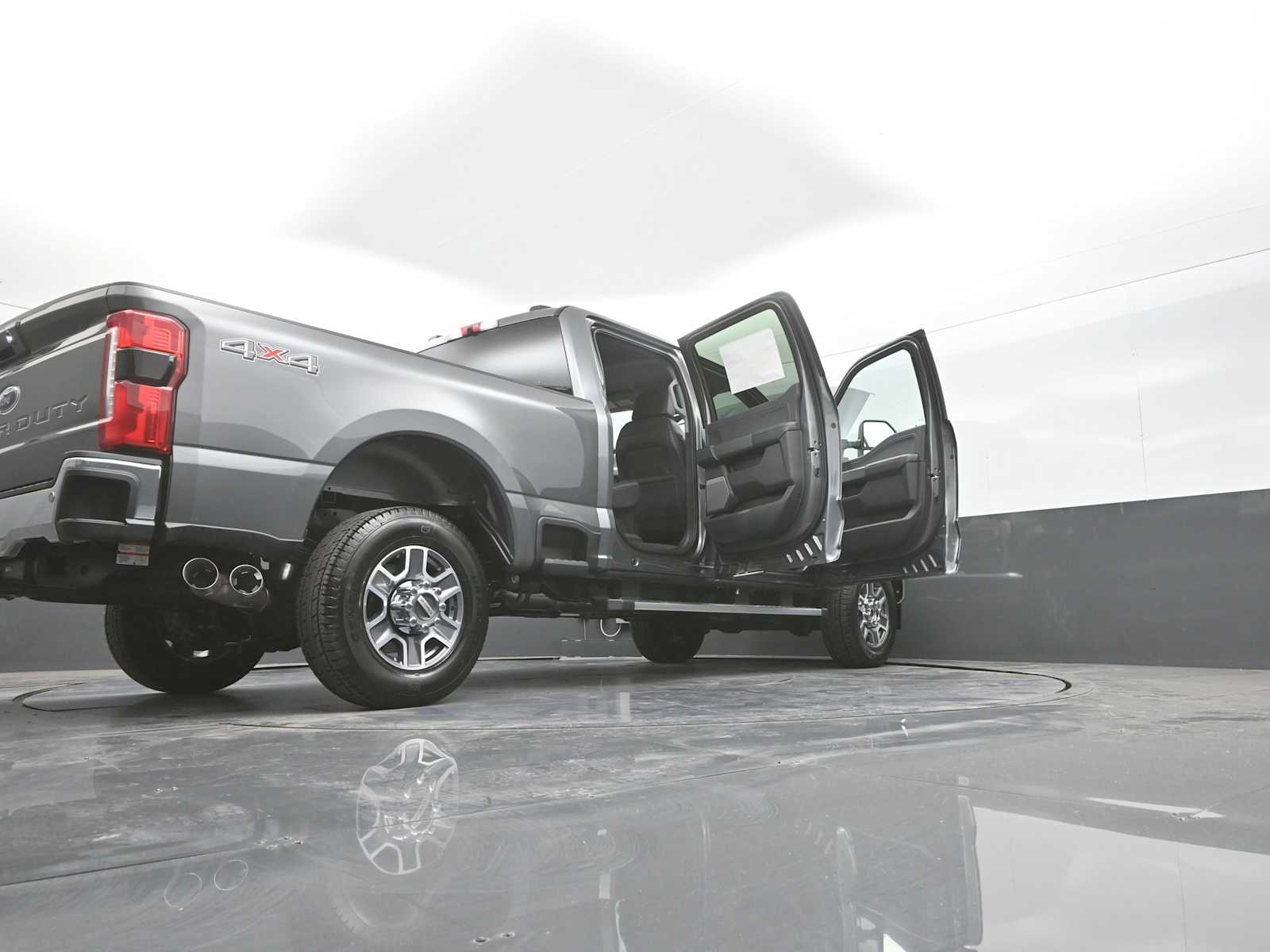 2026 Ford F-250 Super Duty LARIAT