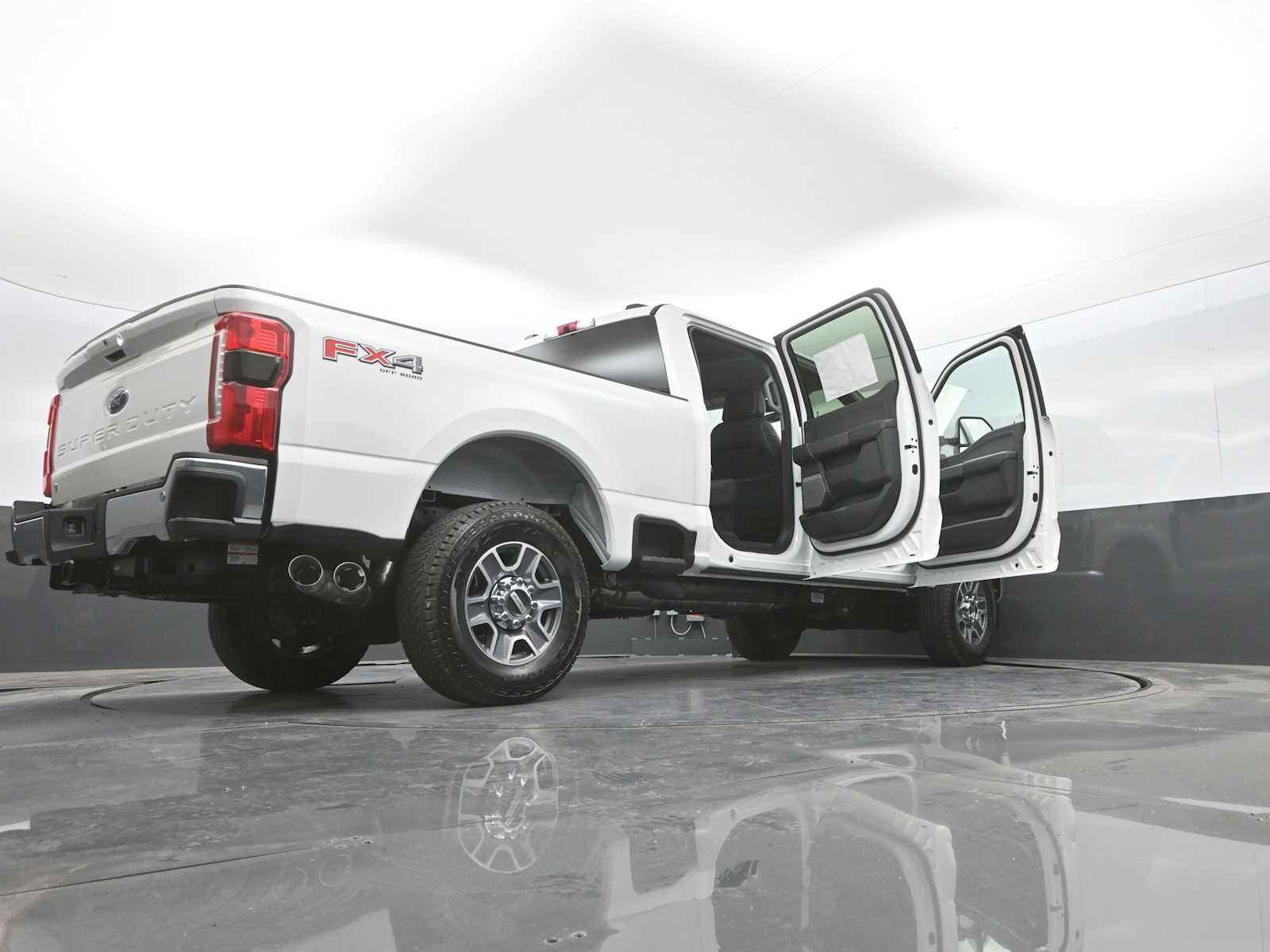 2026 Ford F-250 Super Duty LARIAT
