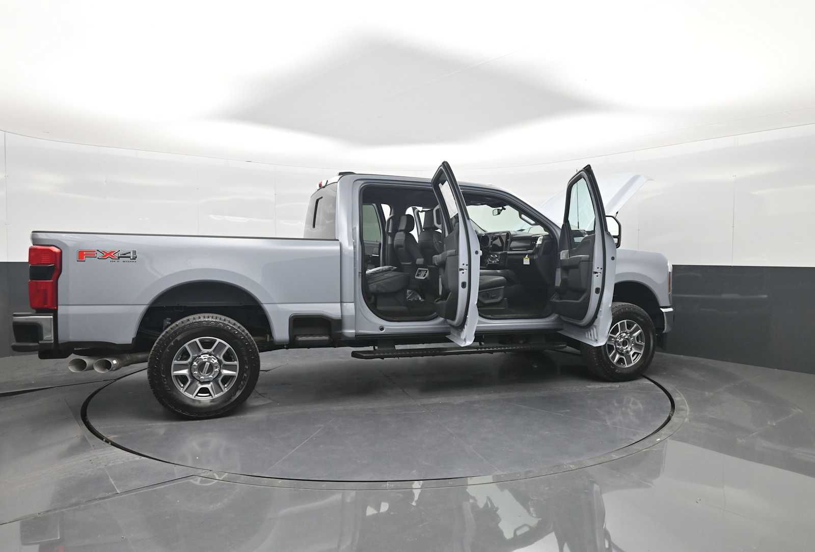 2026 Ford F-250 Super Duty LARIAT