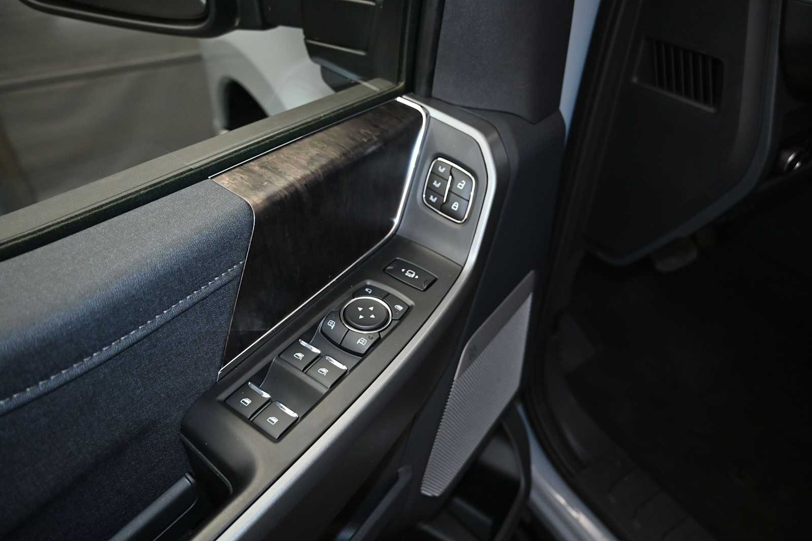 2026 Ford F-250 Super Duty LARIAT