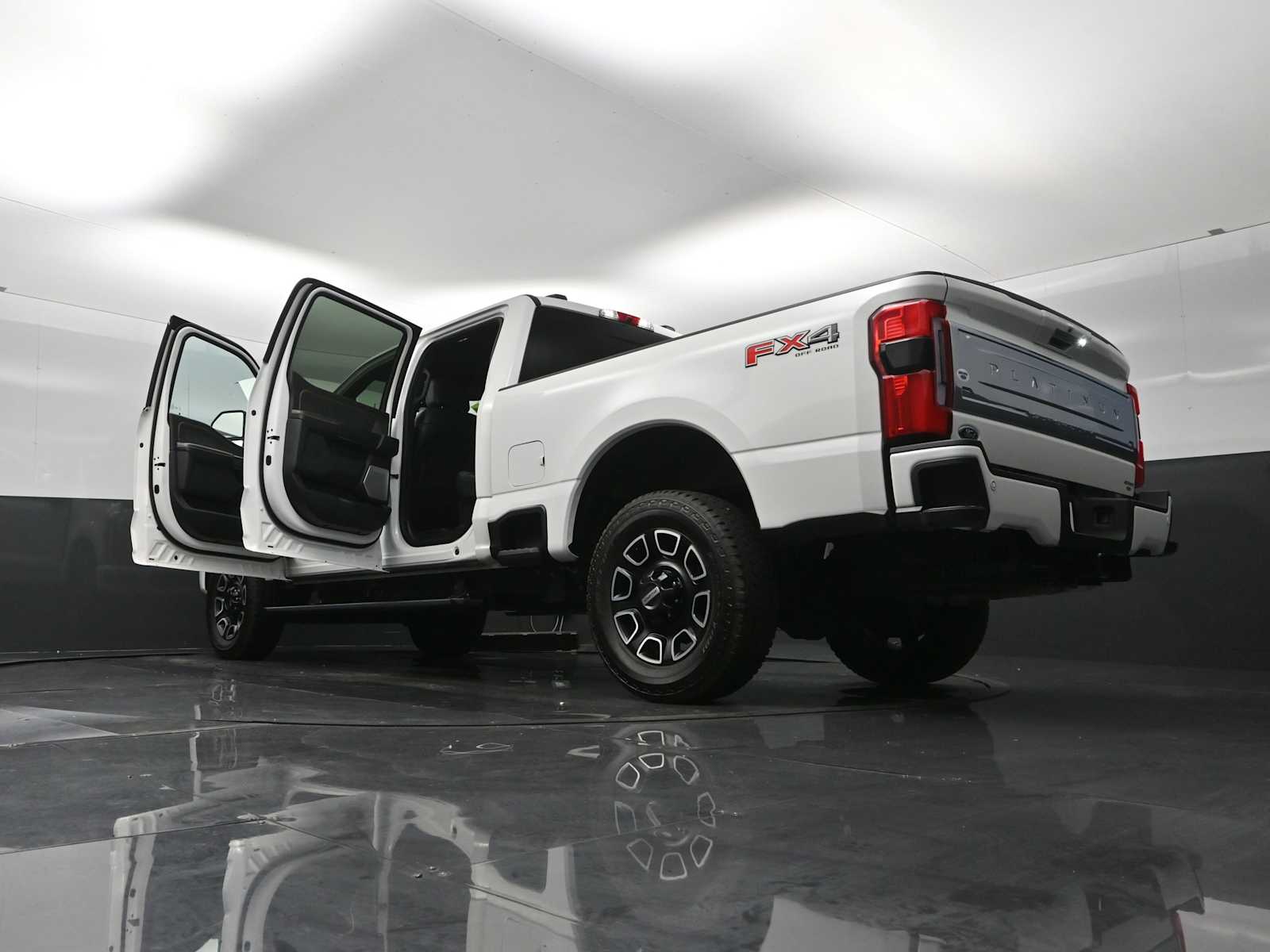 2024 Ford F-250 Super Duty Platinum