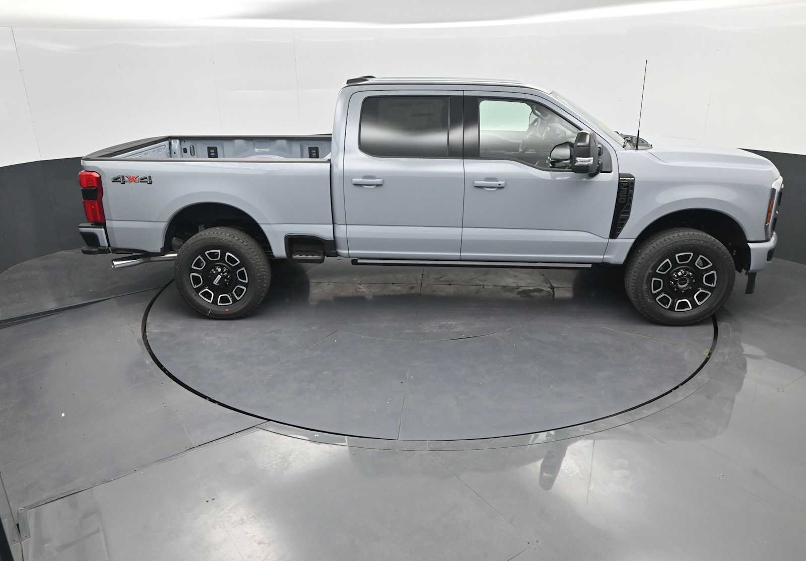 2026 Ford F-350 Super Duty Platinum
