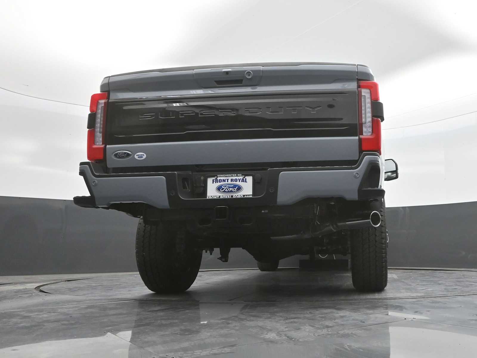 2026 Ford F-350 Super Duty Platinum
