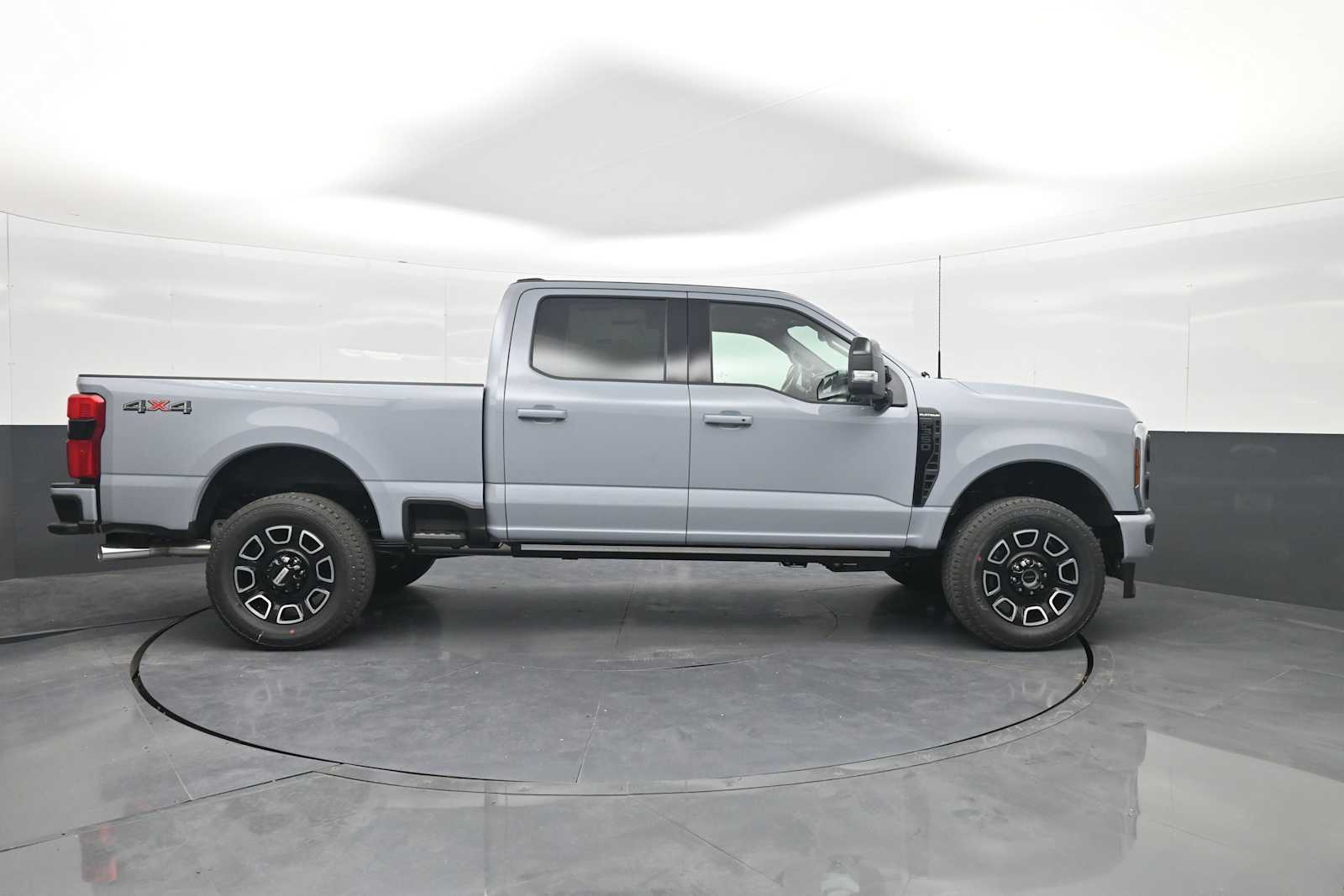 2026 Ford F-350 Super Duty Platinum