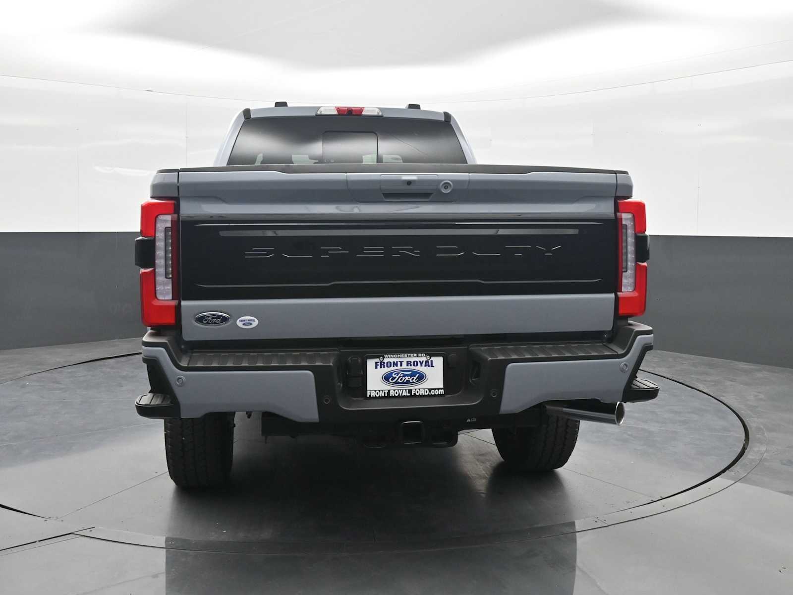 2026 Ford F-350 Super Duty Platinum