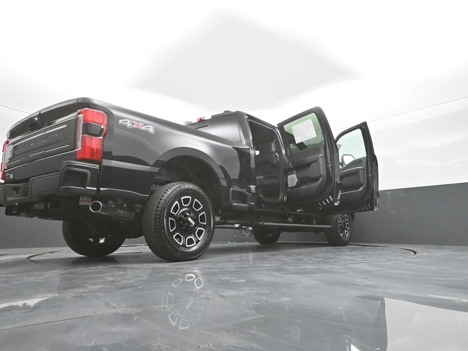 2026 Ford F-350 Super Duty Platinum