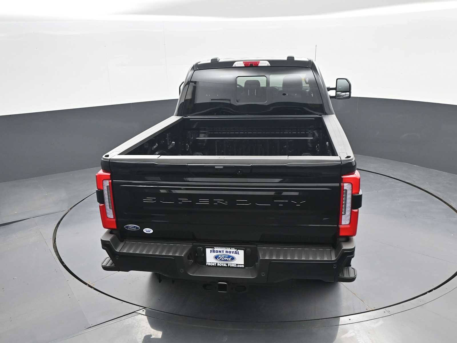 2026 Ford F-350 Super Duty Platinum