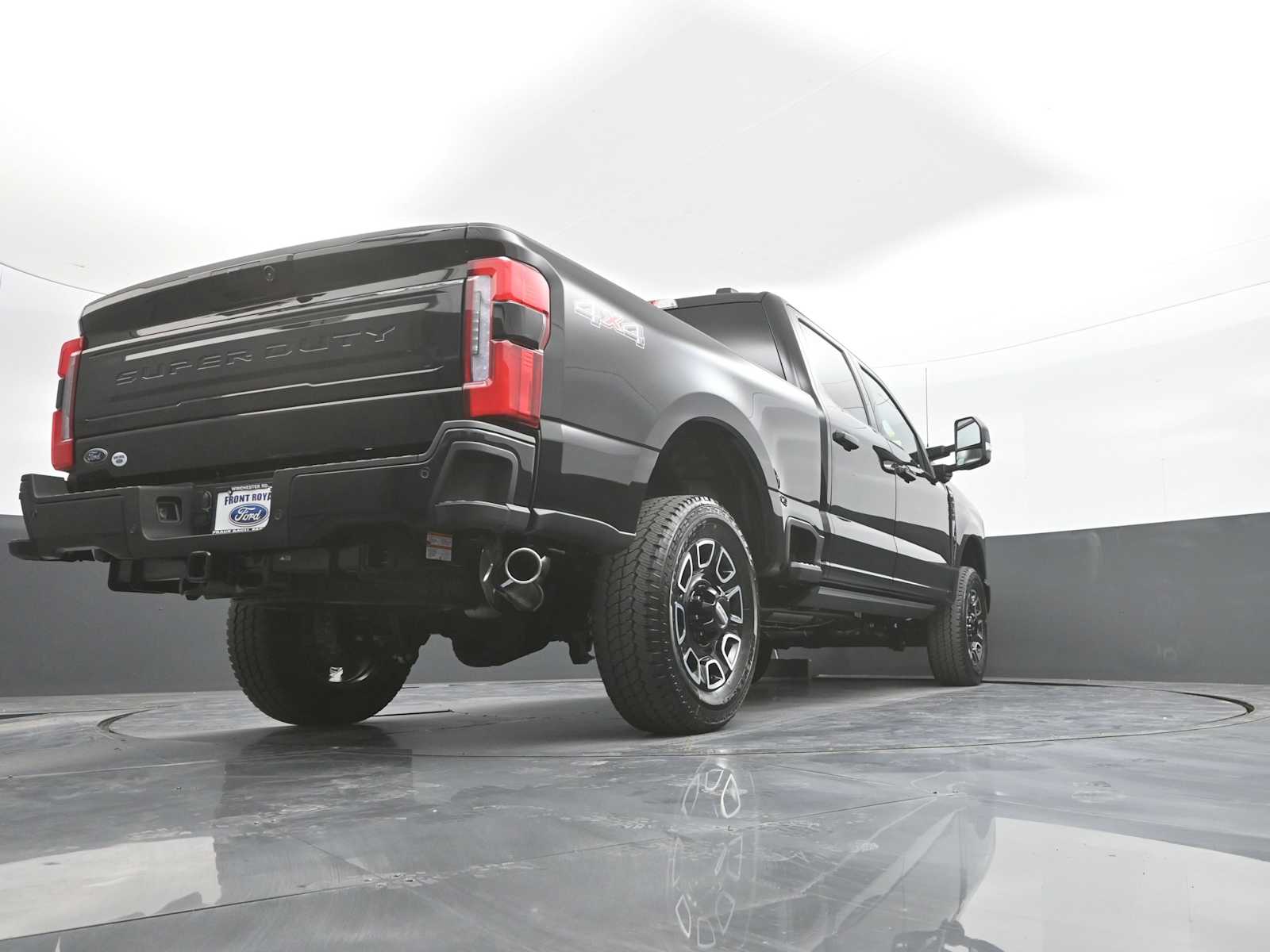 2026 Ford F-350 Super Duty Platinum