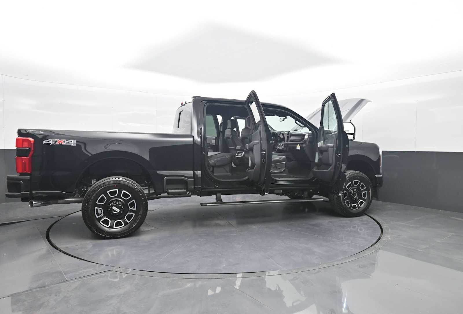 2026 Ford F-350 Super Duty Platinum