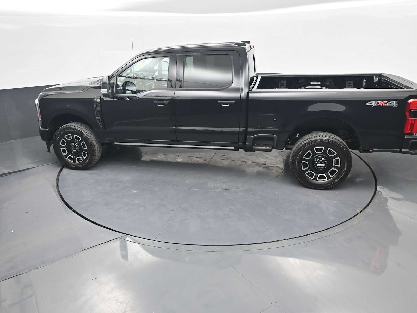 2026 Ford F-350 Super Duty Platinum