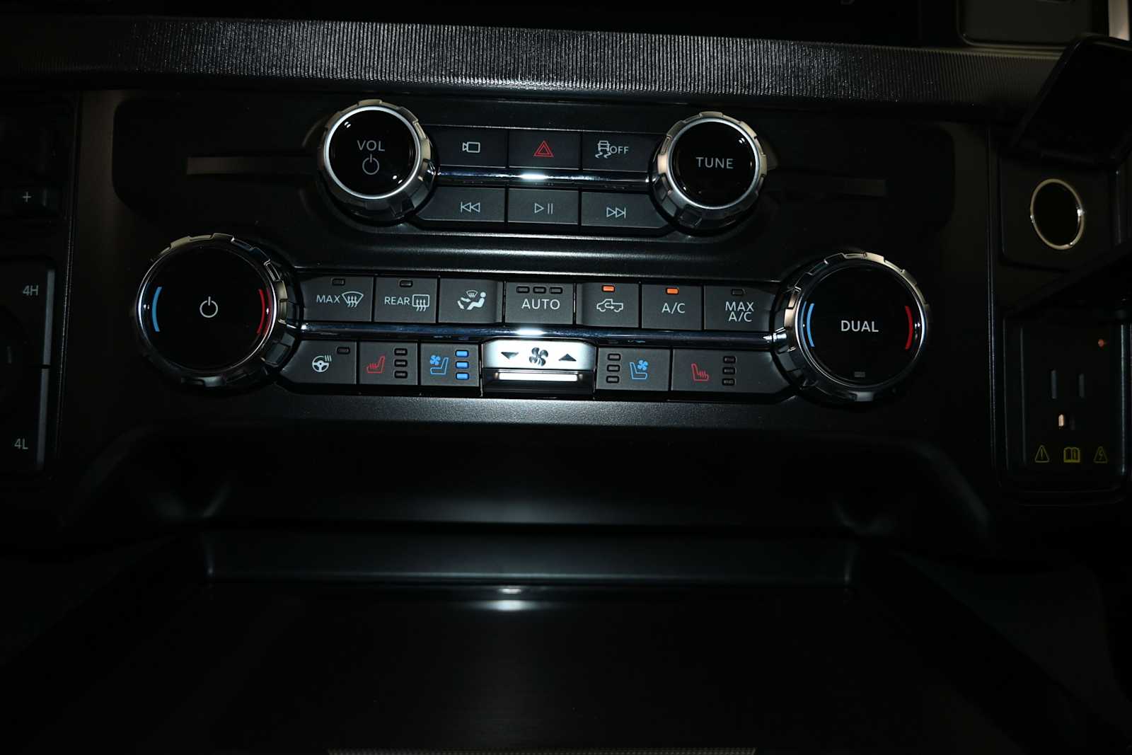 2026 Ford F-350 Super Duty Platinum