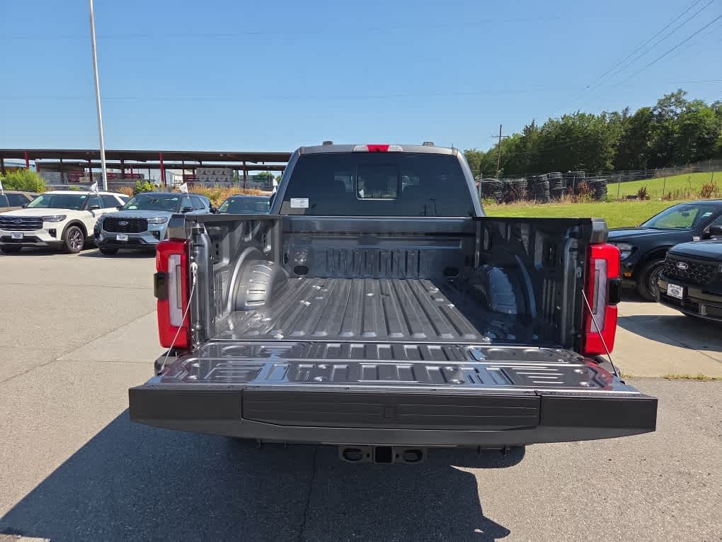 2026 Ford F-350 Super Duty Platinum