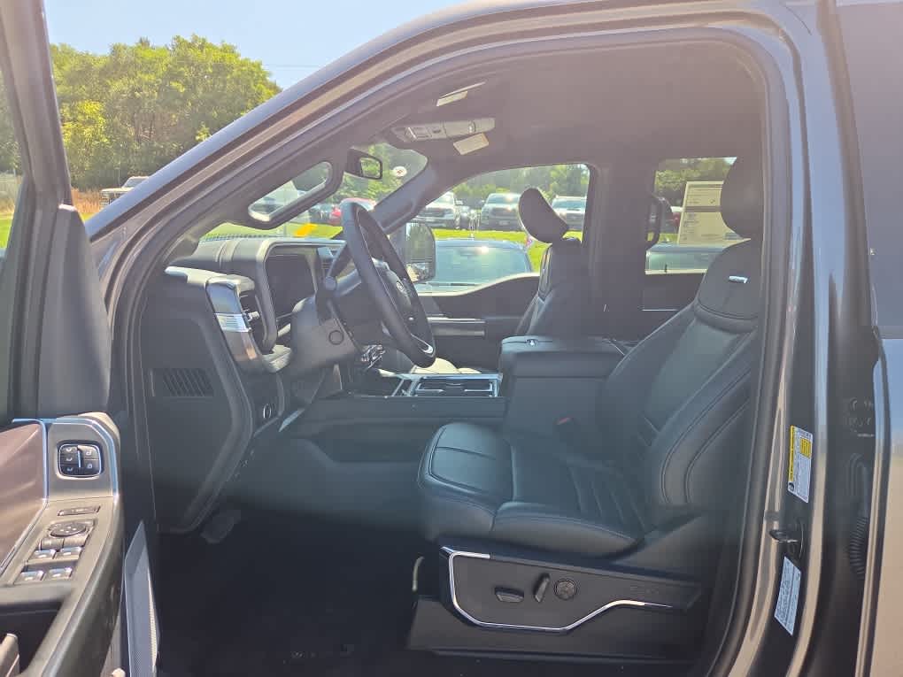 2026 Ford F-350 Super Duty Platinum