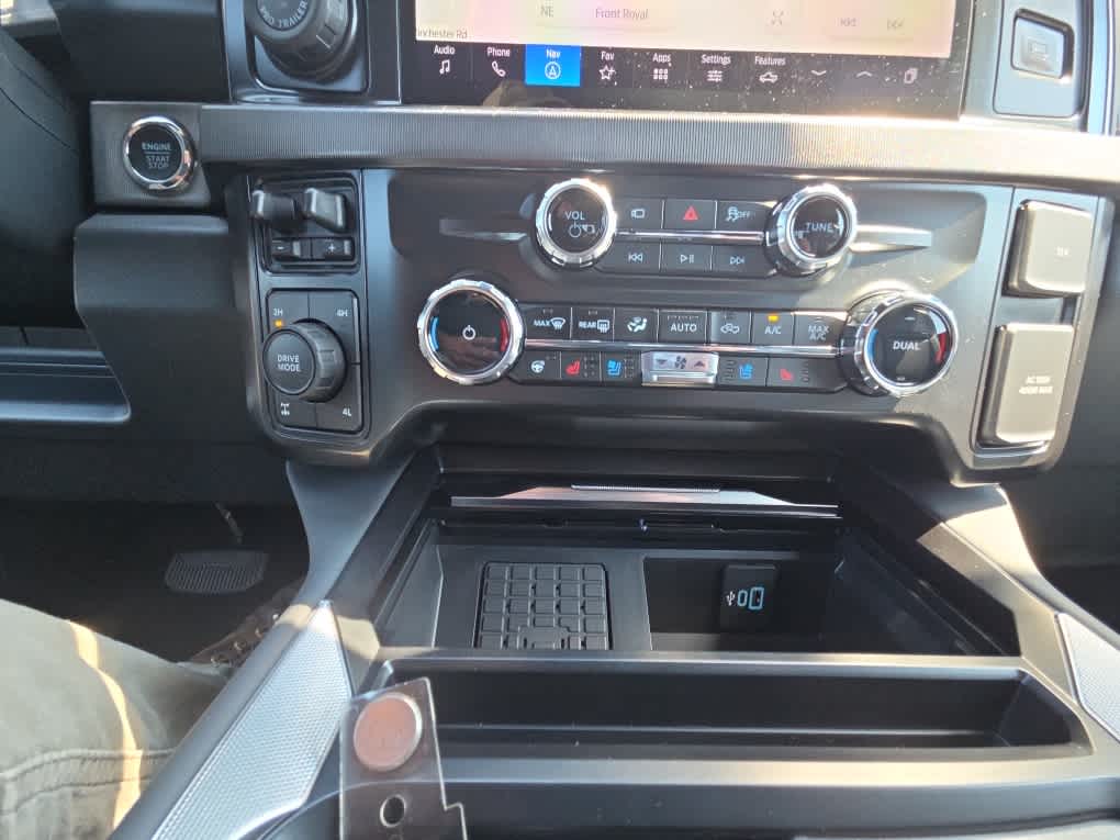 2026 Ford F-350 Super Duty Platinum