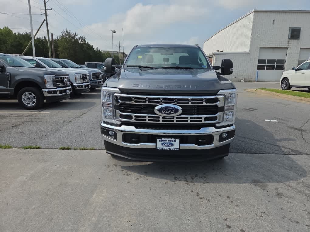 2026 Ford F-350 Super Duty XLT