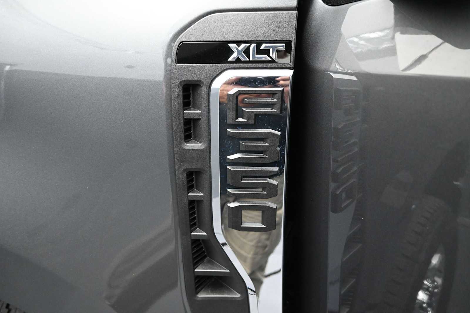 2026 Ford F-350 Super Duty XLT