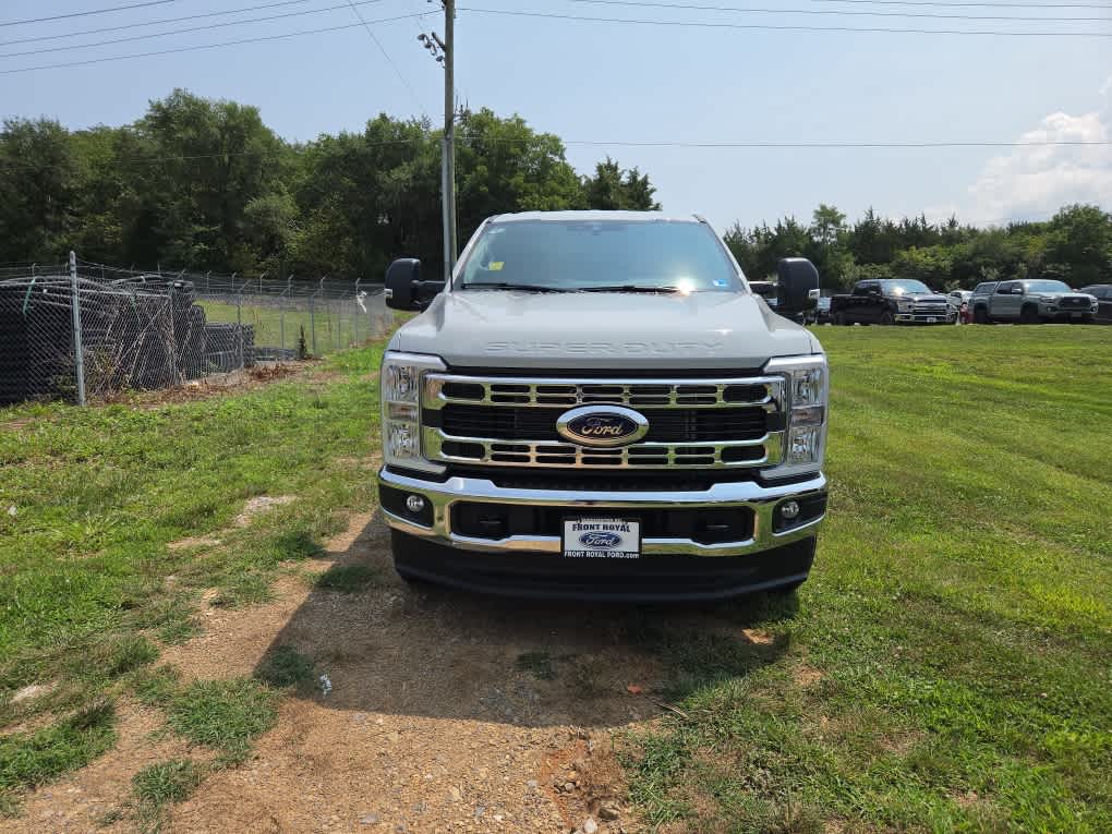 2026 Ford F-350 Super Duty XLT