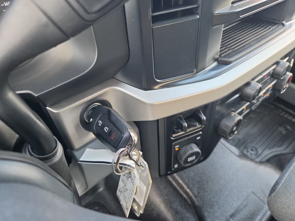 2026 Ford F-350 Super Duty XLT