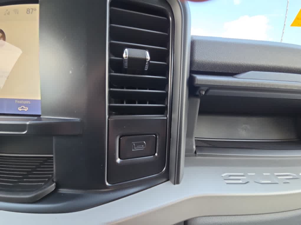 2026 Ford F-350 Super Duty XLT