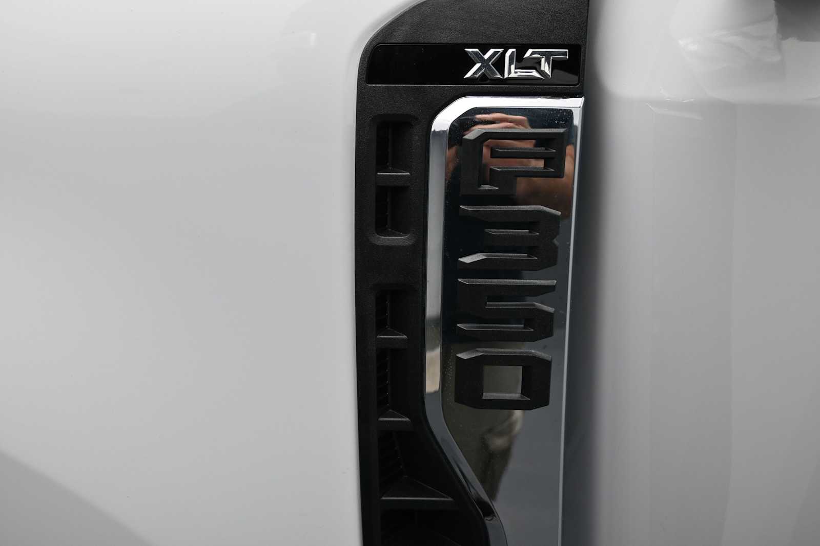 2026 Ford F-350 Super Duty XLT