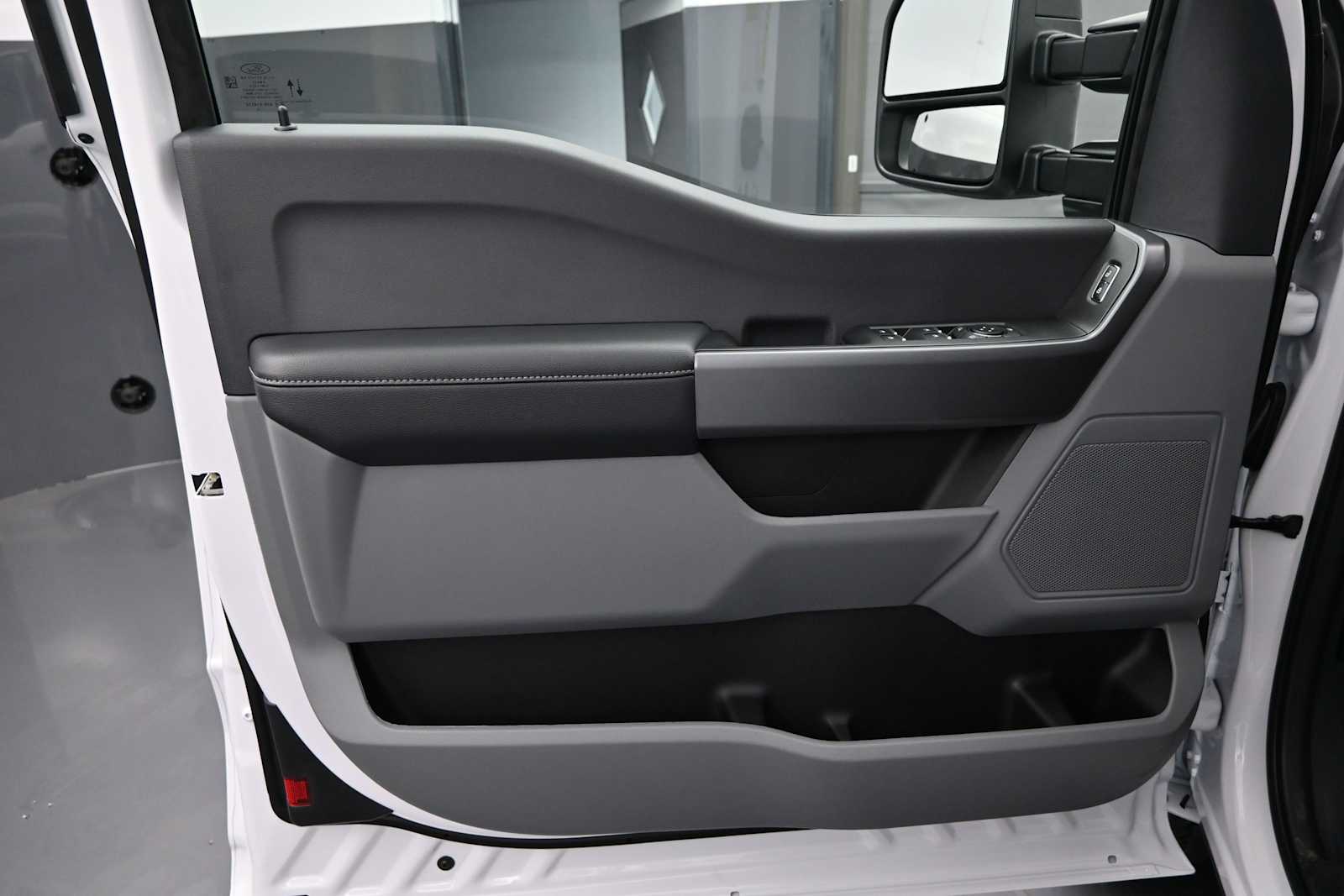 2026 Ford F-350 Super Duty XLT