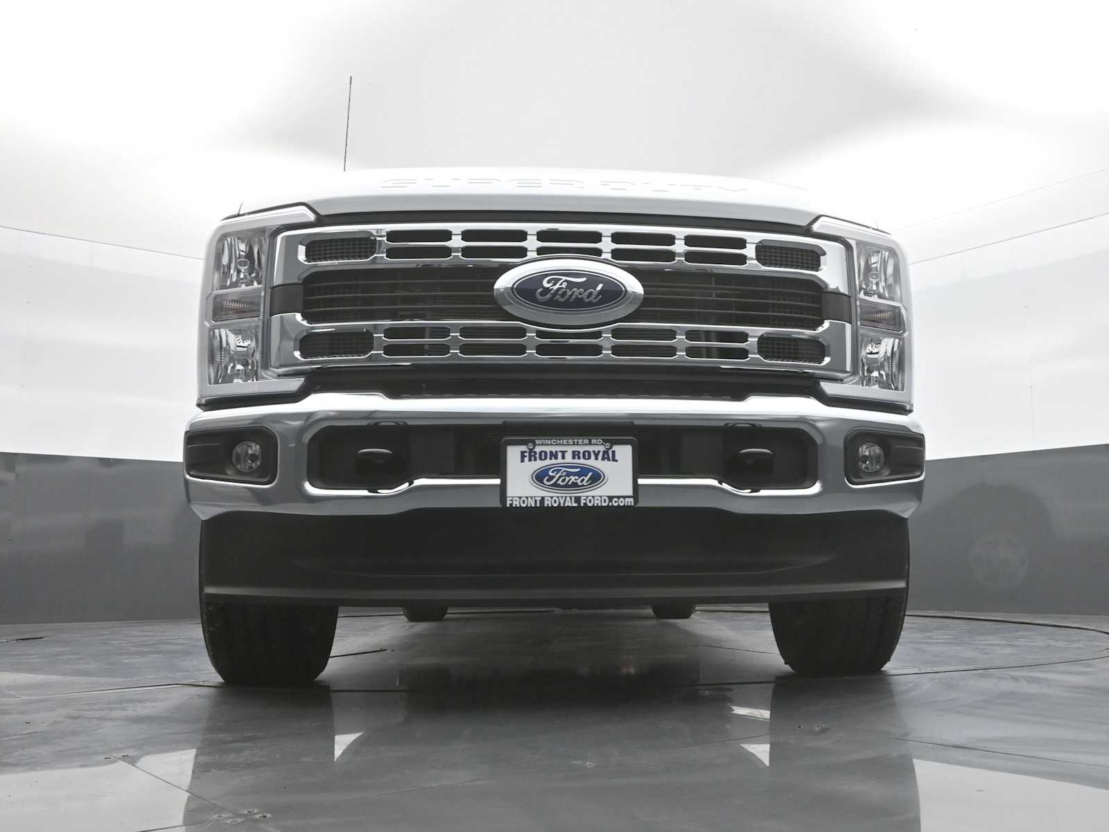 2026 Ford F-350 Super Duty XLT