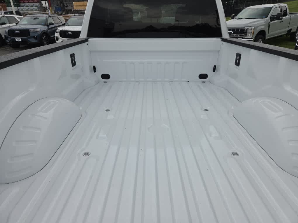 2026 Ford F-350 Super Duty XLT