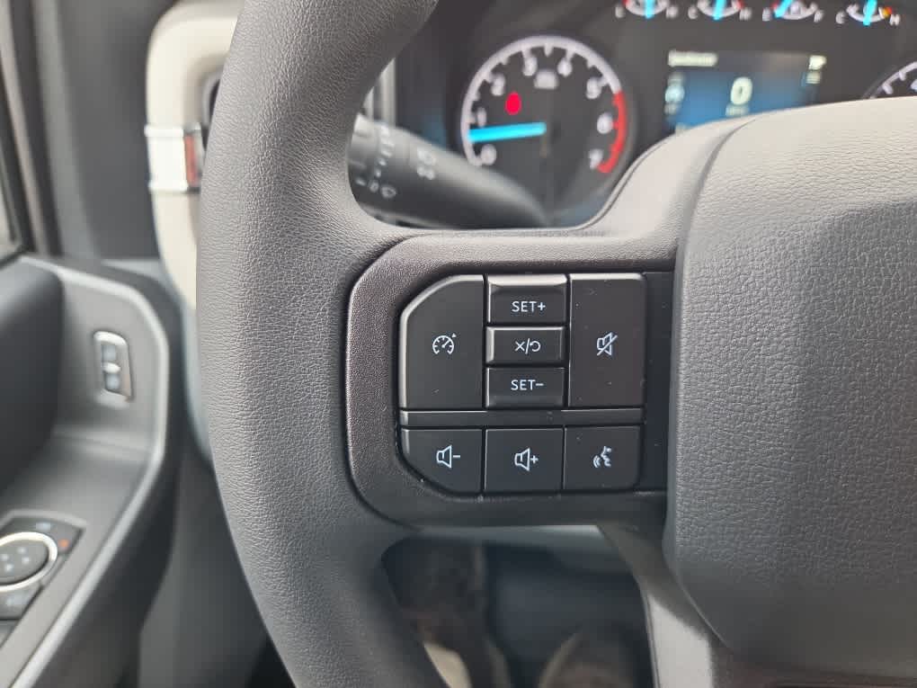2026 Ford F-350 Super Duty XLT