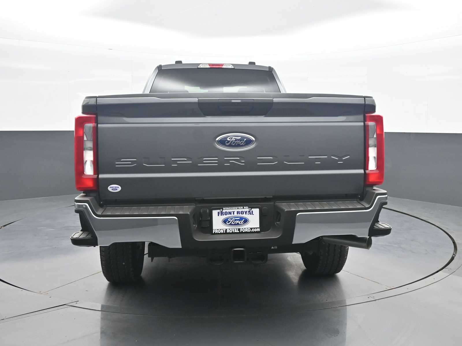 2026 Ford F-350 Super Duty XLT