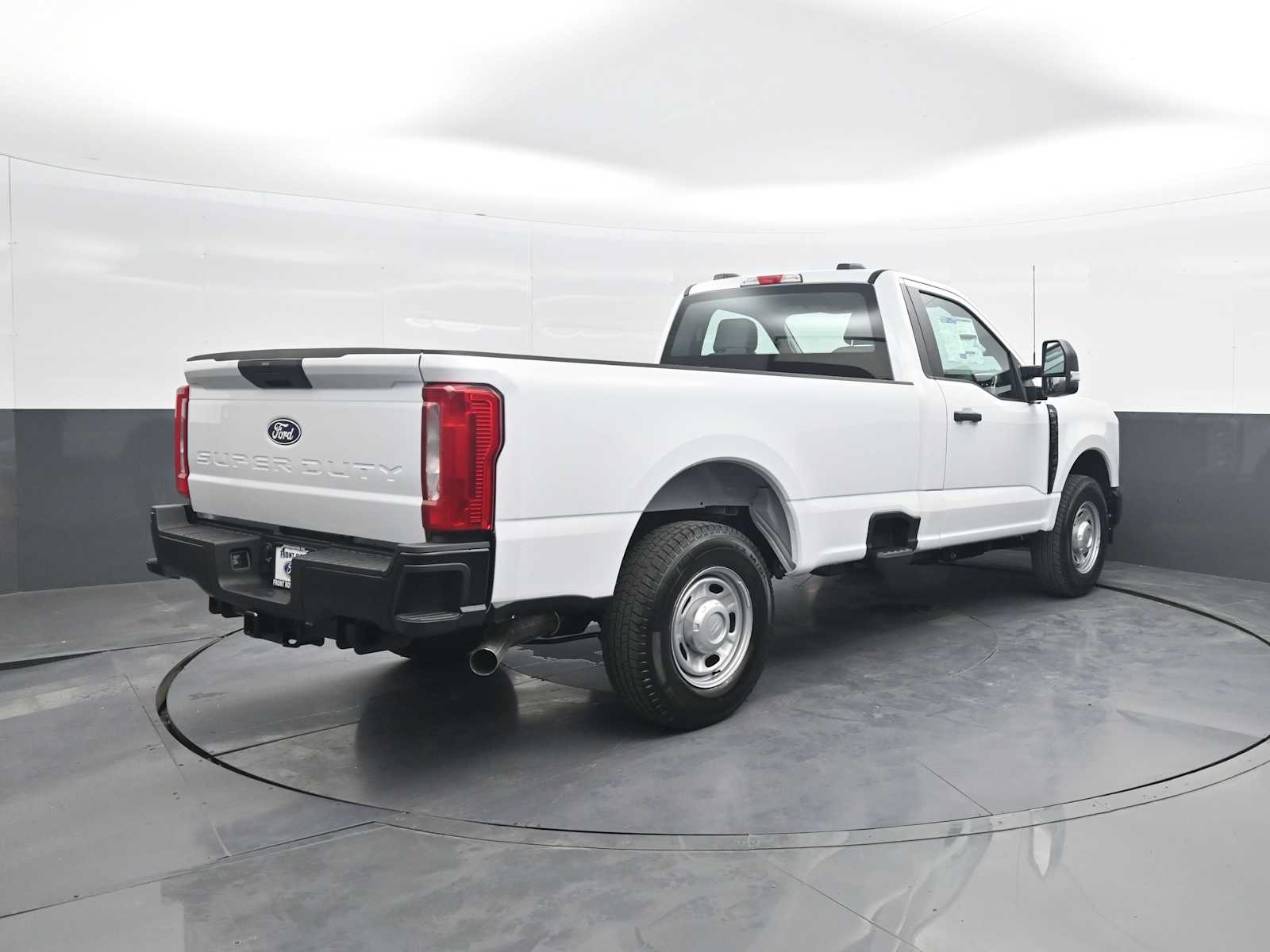 2027 Ford F-250 Super Duty XL