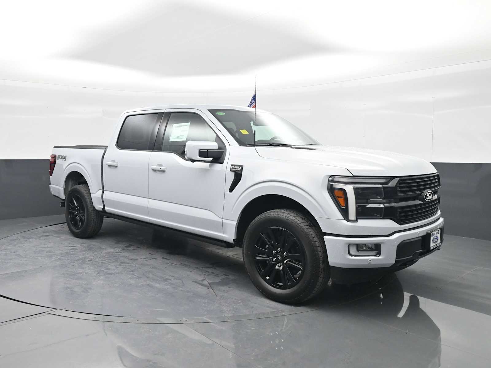 2025 Ford F-150 Platinum SuperCrew 4WD