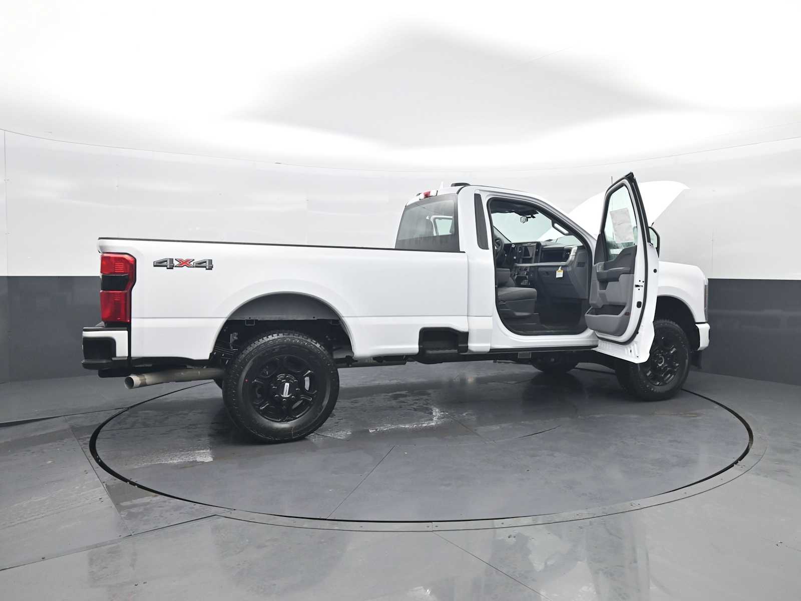 2026 Ford F-350 Super Duty XL