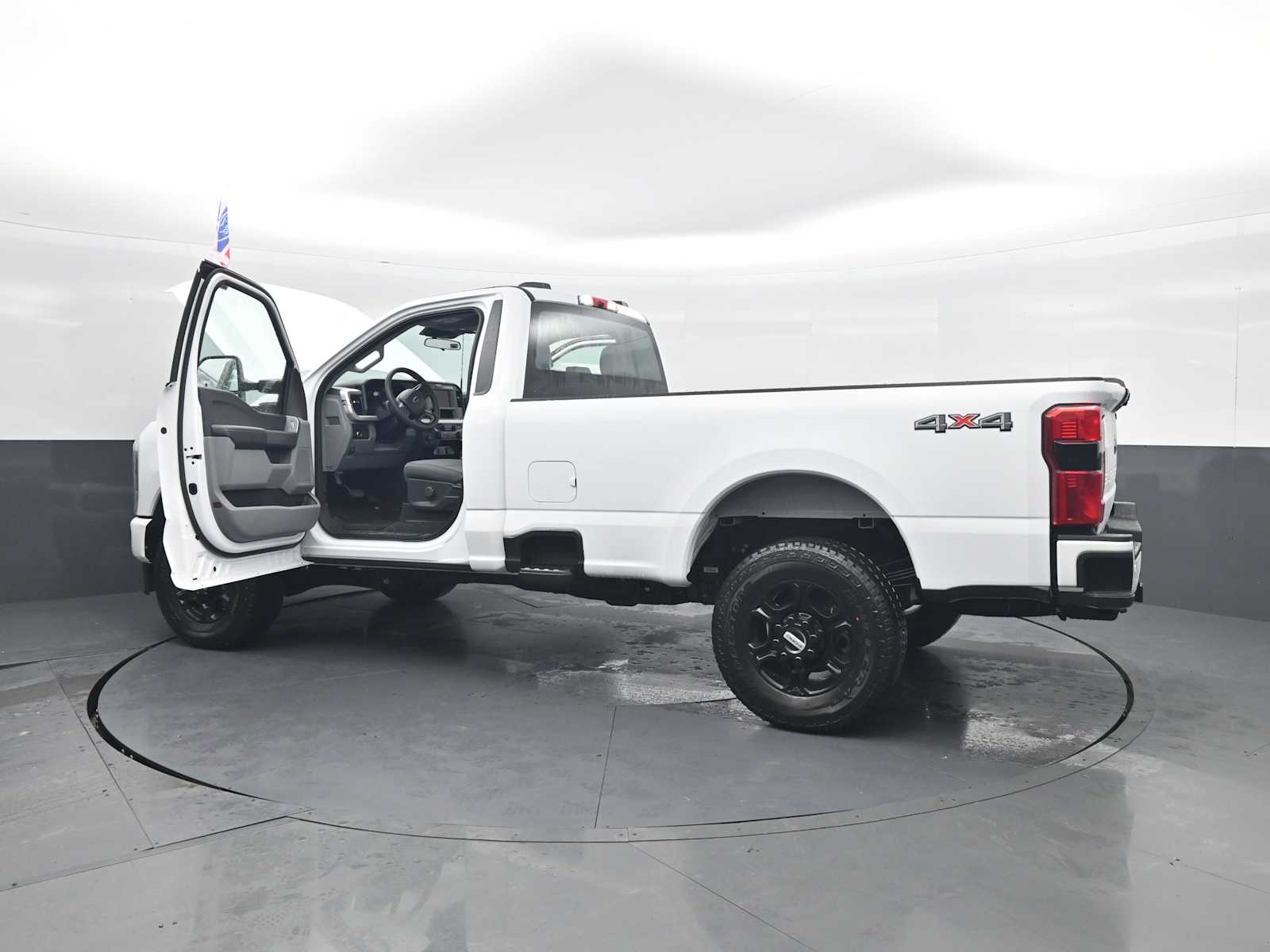 2026 Ford F-350 Super Duty XL