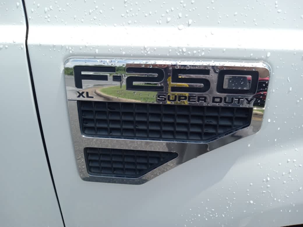2009 Ford Super Duty F-250 SRW XL