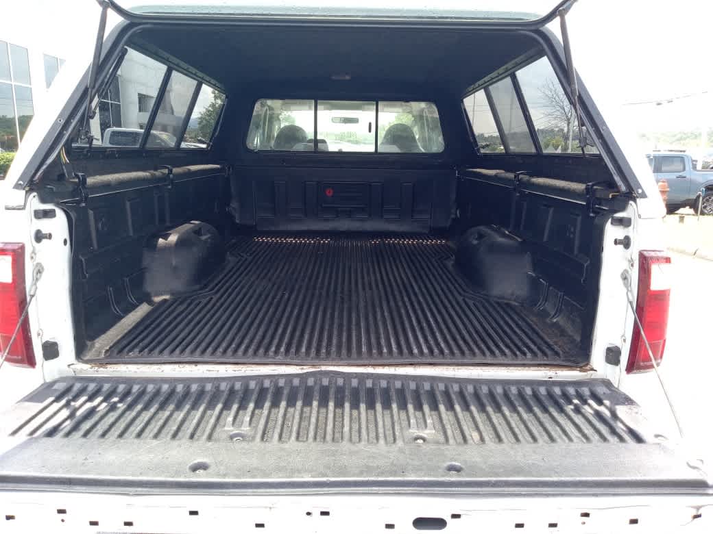 2009 Ford Super Duty F-250 SRW XL
