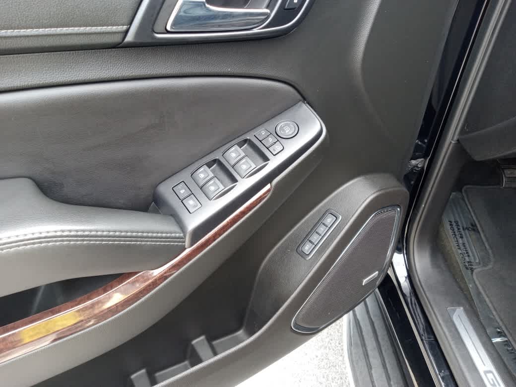2017 GMC Yukon SLT