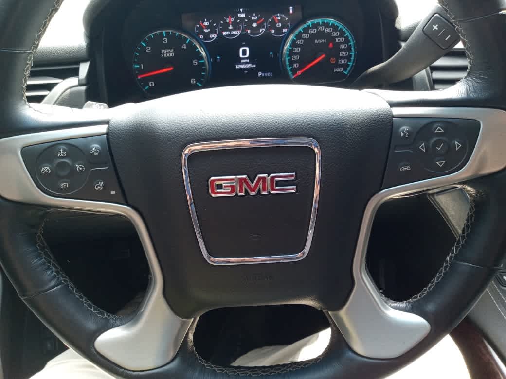 2017 GMC Yukon SLT